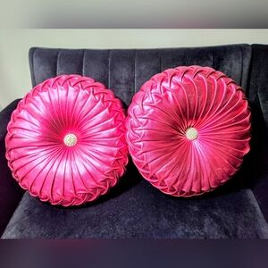 Set of Two Pink Round Decorative Pillows